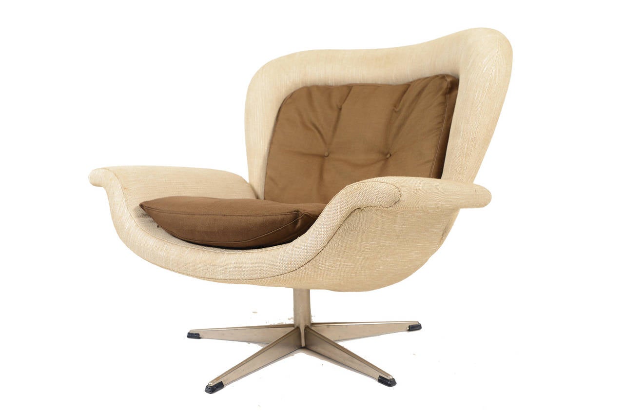 20th Century John Mortensen Prototype Swivel Lounge Chair