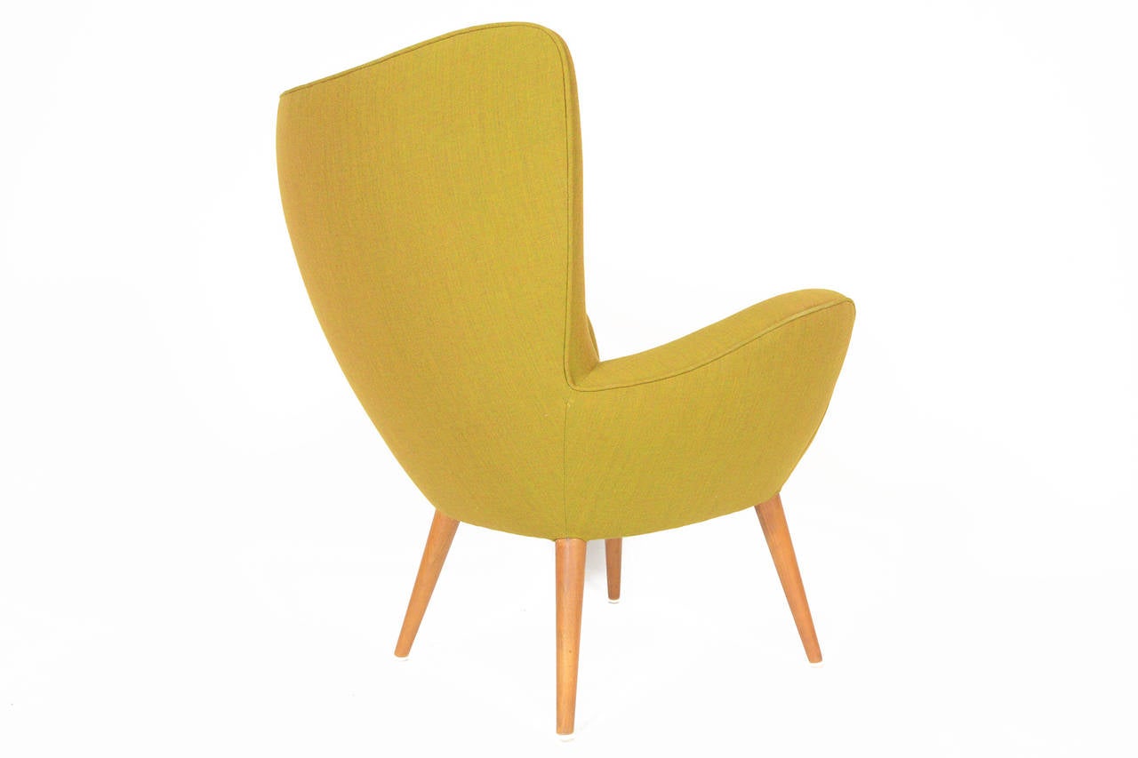 20th Century Danish Modern Lounge Chair in Vivid Green
