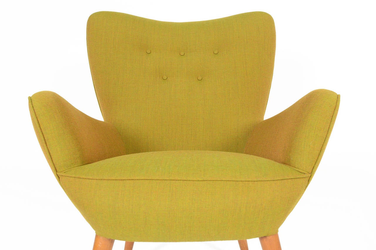 Danish Modern Lounge Chair in Vivid Green 4