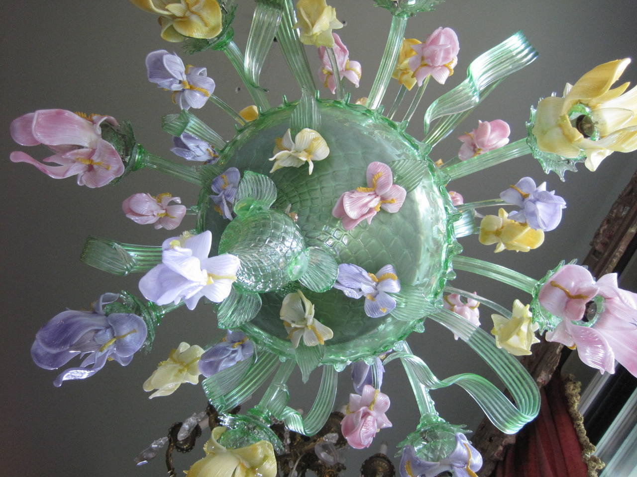Mid-20th Century Venetian Murano Glass Chandelier For Sale