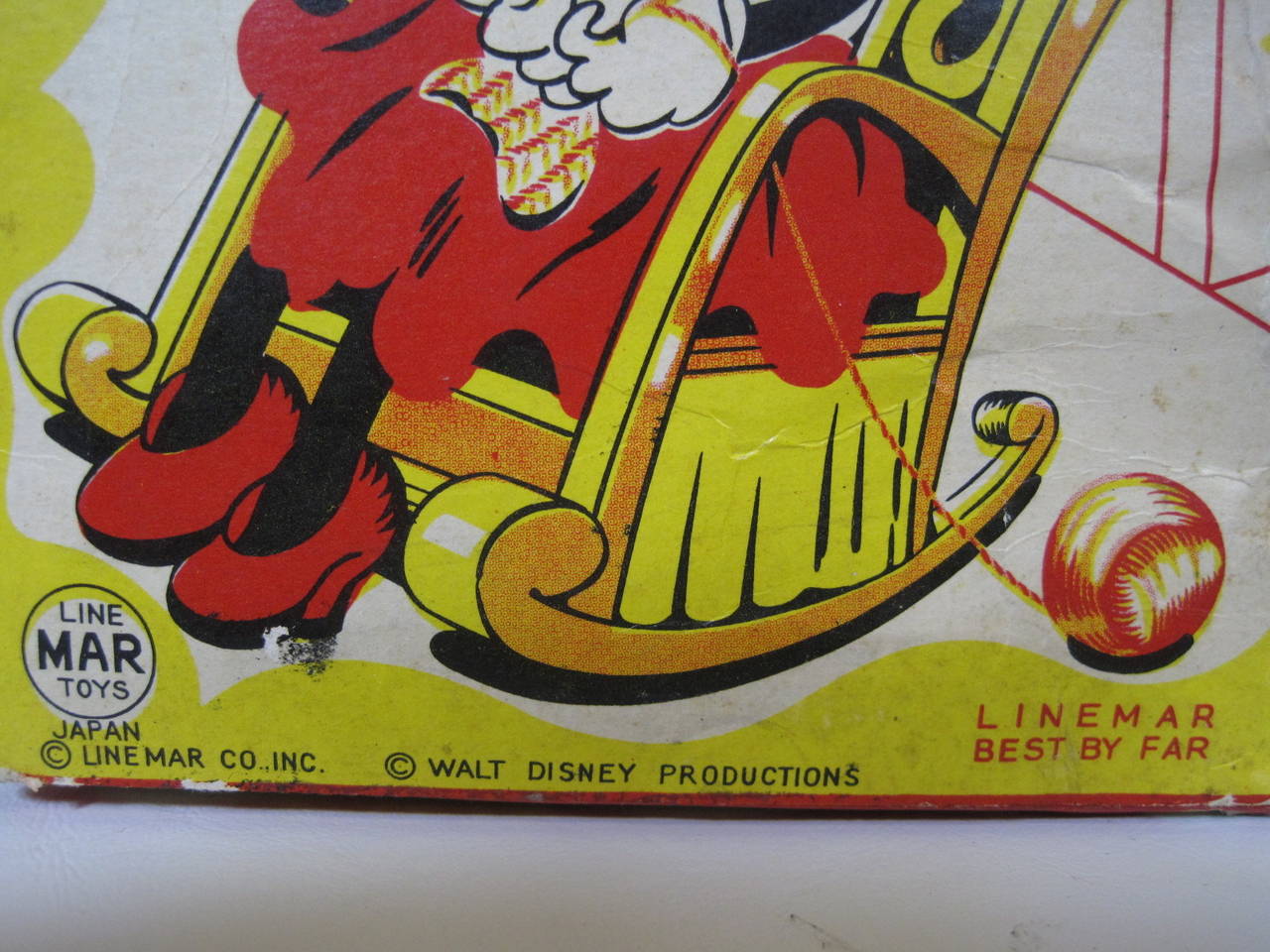 Minnie Mouse Tin Toy, Linemar Lithographed Wind-Up with Original Box In Excellent Condition In Hamilton, Ontario
