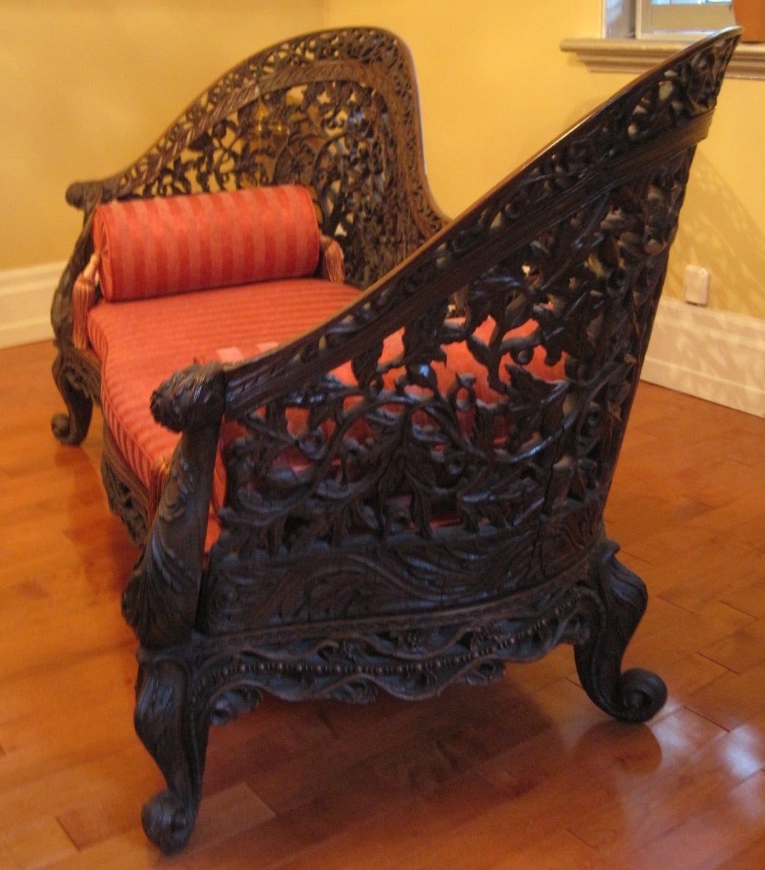 Hand-carved rosewood, late 18th century or early 19th century.

Free shipping within the United States and Canada.