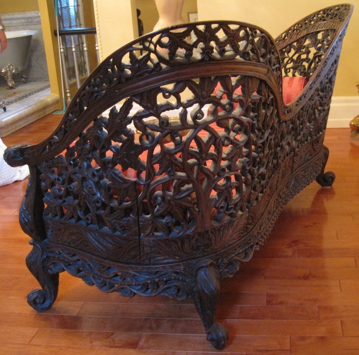 Anglo-Indian Anglo Indian Settee, Late 18th or Early 19th Century Carved Rosewood For Sale