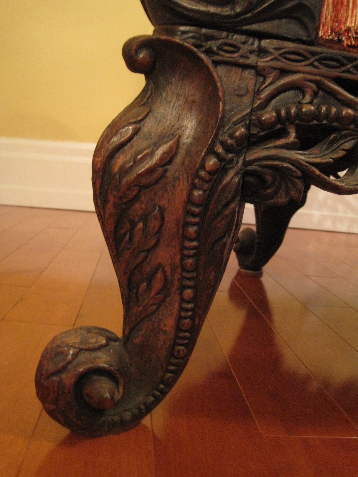carved settee