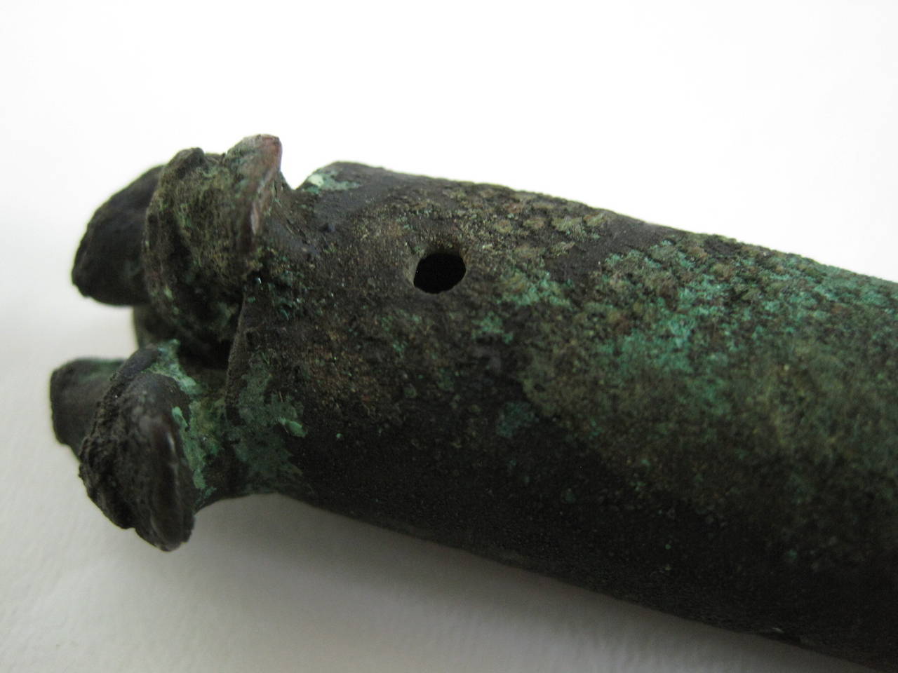 Pre-Columbian Bronze Tumi Sacrificial Knife, circa 0-500 A.D In Good Condition In Hamilton, Ontario