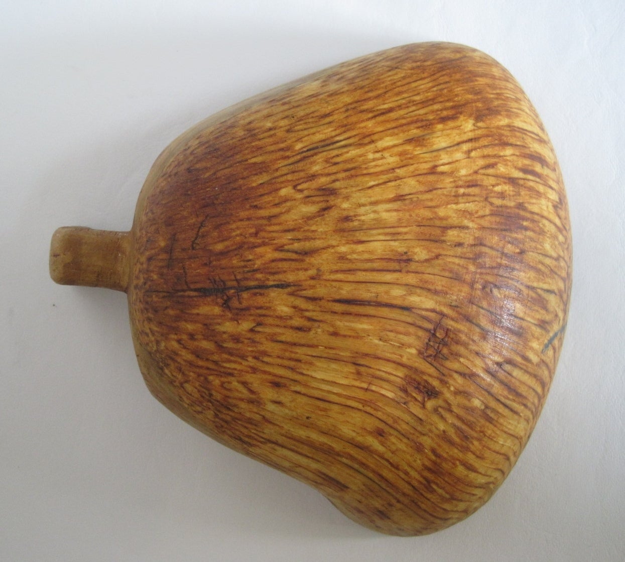 Native American Northwest Coast Tribal Sheep Horn Ladle In Good Condition In Hamilton, Ontario