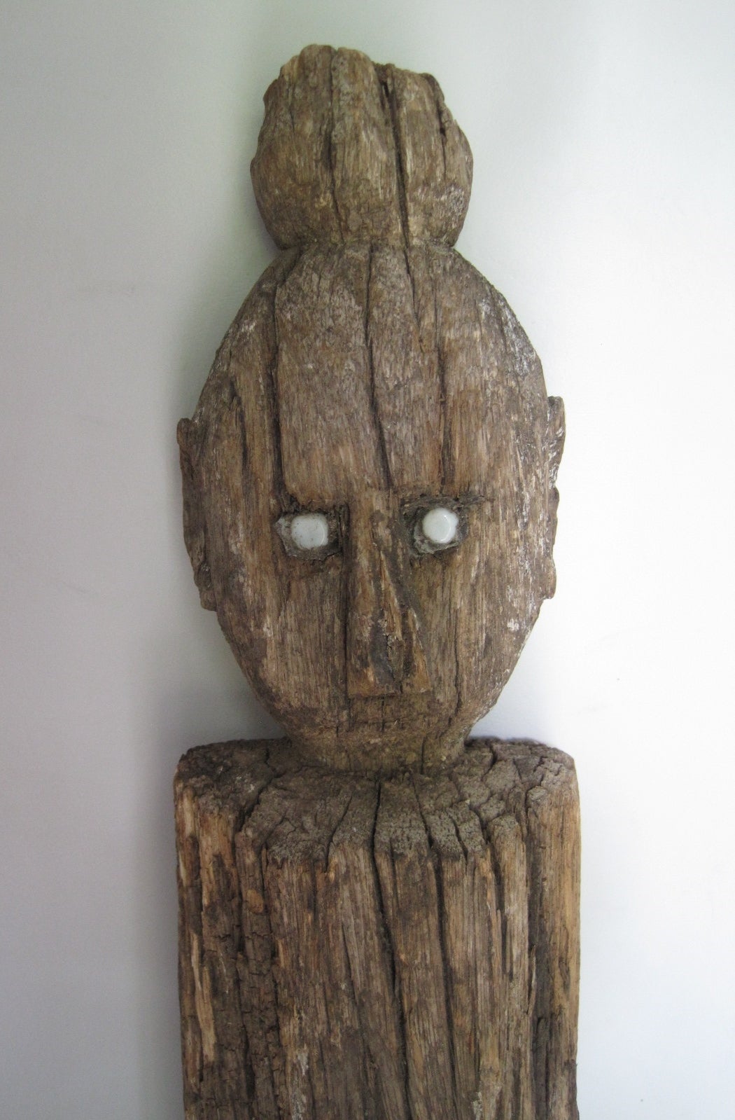 19th century, Borneo Tribal Danum Dayak ancestral guardian figure, Indonesia.

Free shipping within the United States and Canada.

Powerful Dayak ancestor figure "Hampatong" collected from the Ot Danum tribes of west Borneo, such