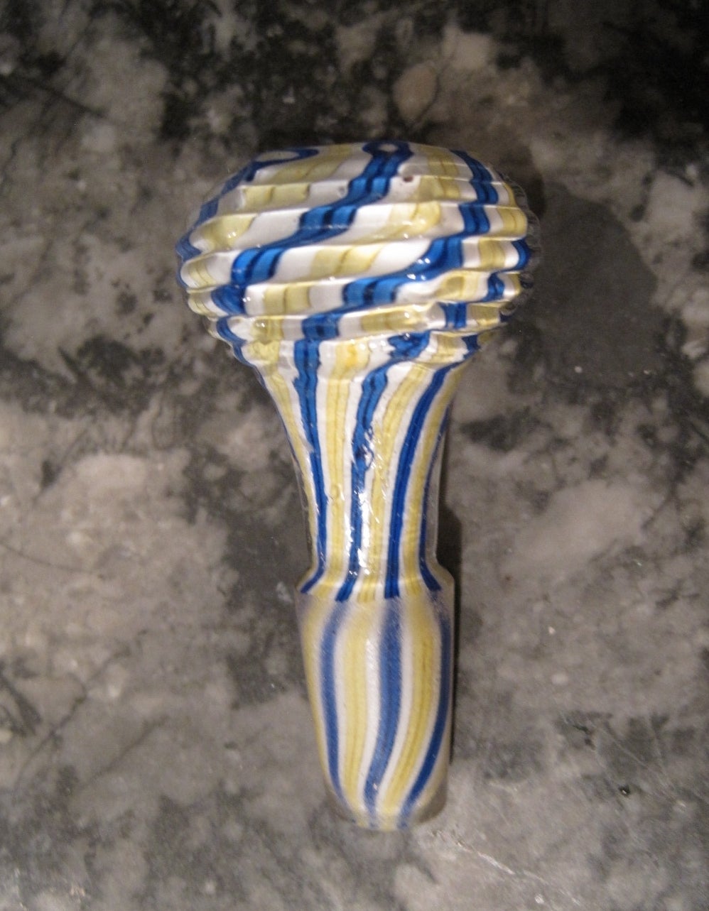 19th Century Clichy Perfume Bottle, French Glass In Good Condition In Hamilton, Ontario