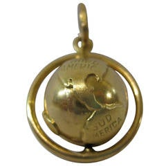 18-Karat Gold Necklace Globe Pendant
