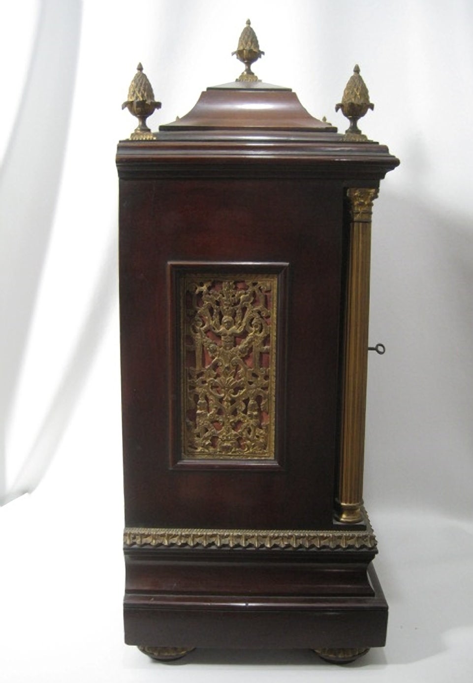 English Bracket Clock, 19th Century Georgian  In Good Condition For Sale In Hamilton, Ontario