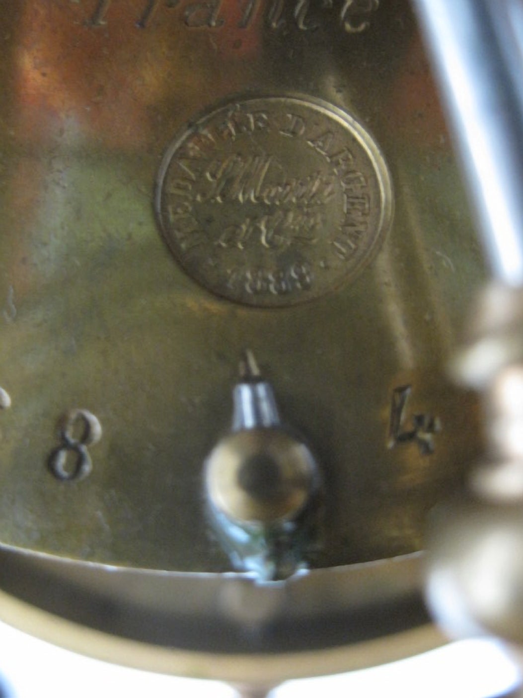 Französische Portico-Uhr im Empire-Stil des 19. Jahrhunderts im Angebot 4