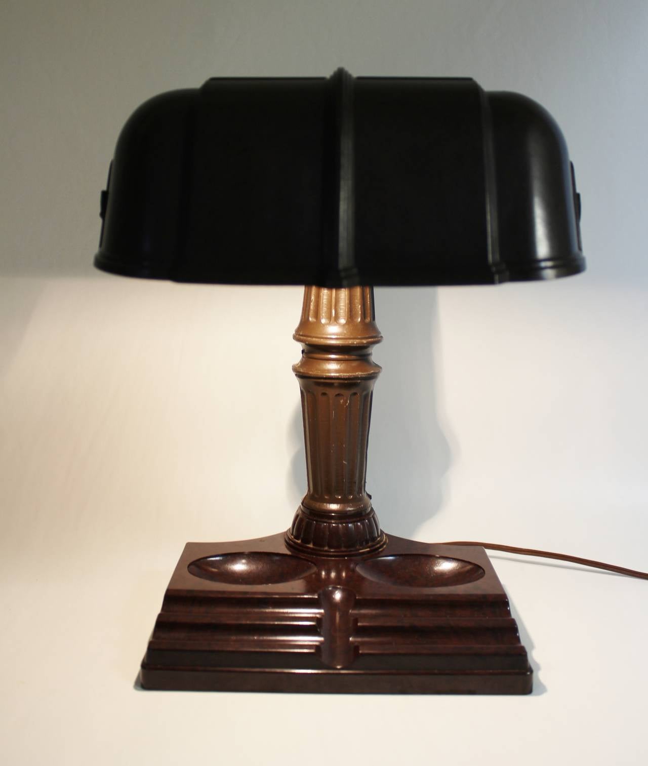 Art Deco Bakelite Desk or Banker's Lamp at 1stDibs bakelite desk lamp