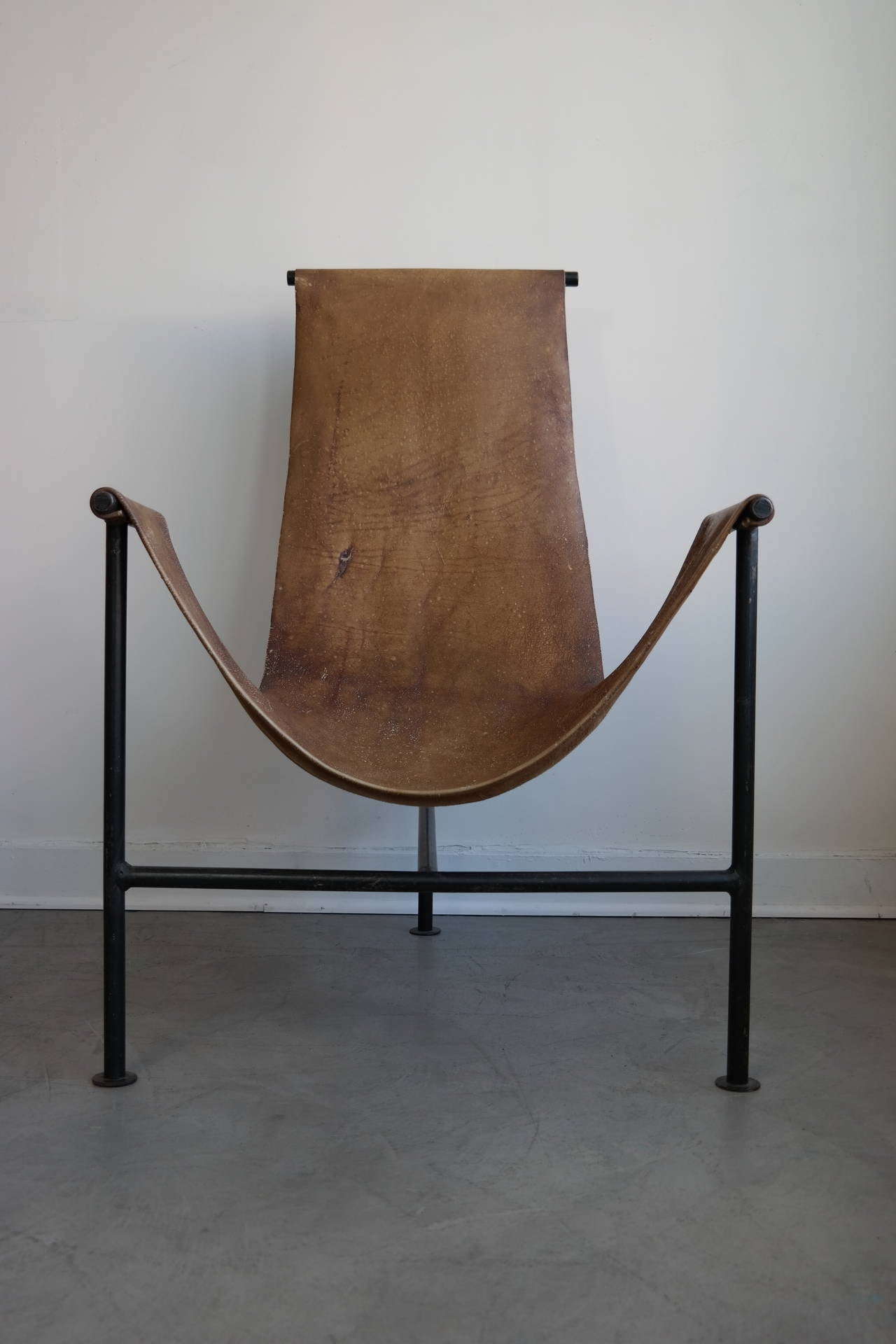 Worn Leather and Iron Sling Chair For Sale 2