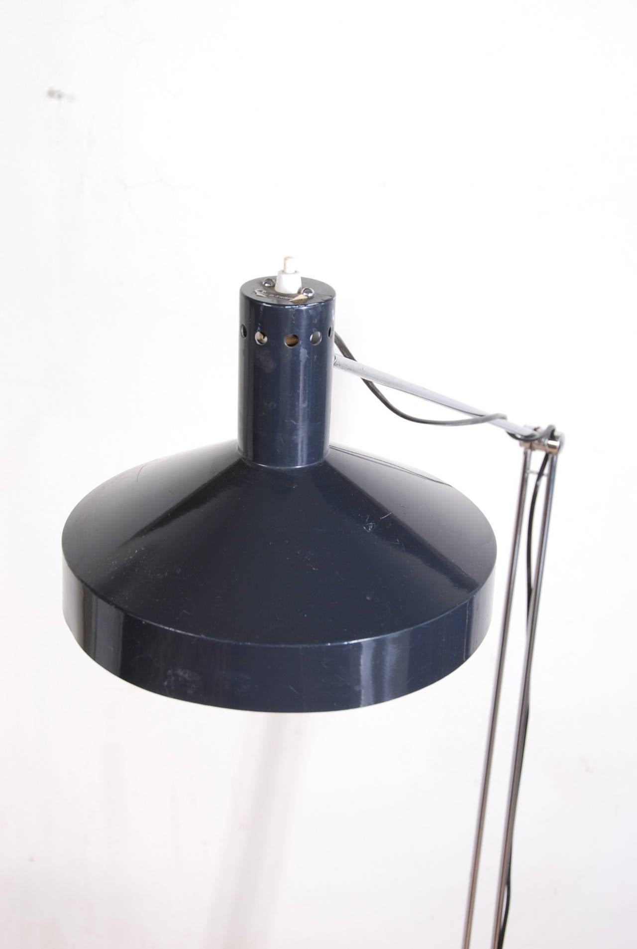 Artikulierte Stehlampe von Rosemarie & Rico Baltensweiler, Schweiz (Moderne) im Angebot