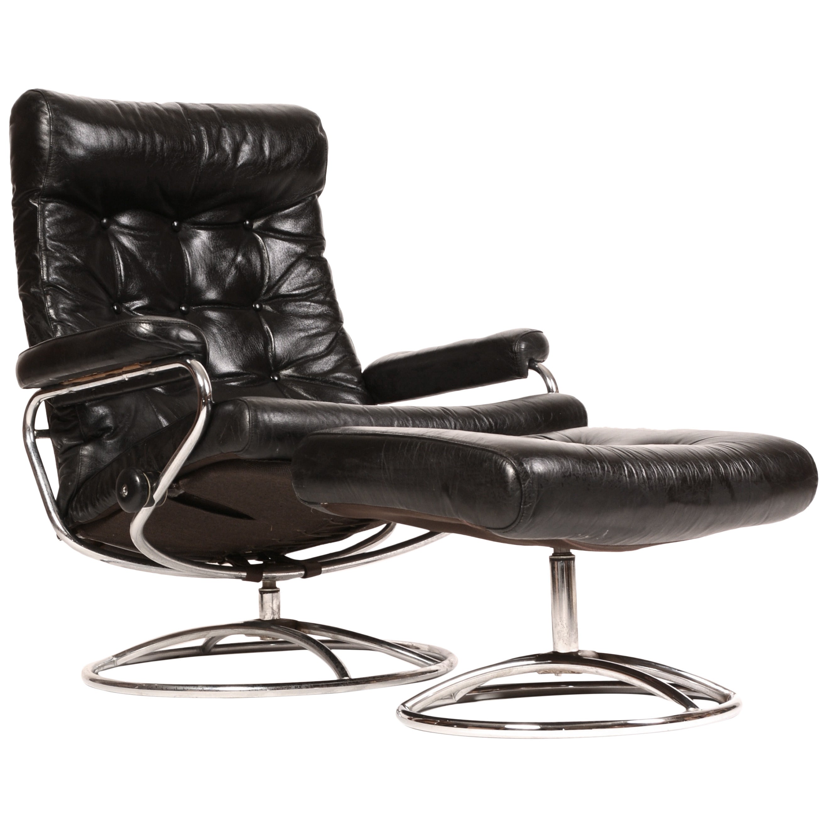 Reclining Stressless Lounge Chair and Ottoman by Ekornes