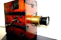 Alfred Darling Hand Crank Wood Cinema Camera, circa 1915, Ideal for Display