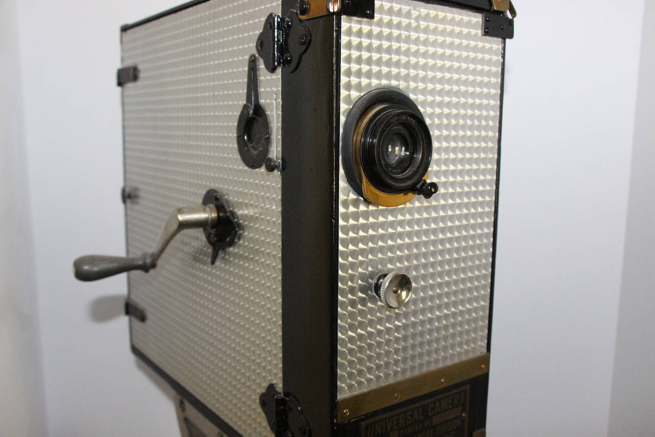 American Universal Cinema Camera Built in 1928 Rare Cinema Field Camera. Use As Sculpture For Sale