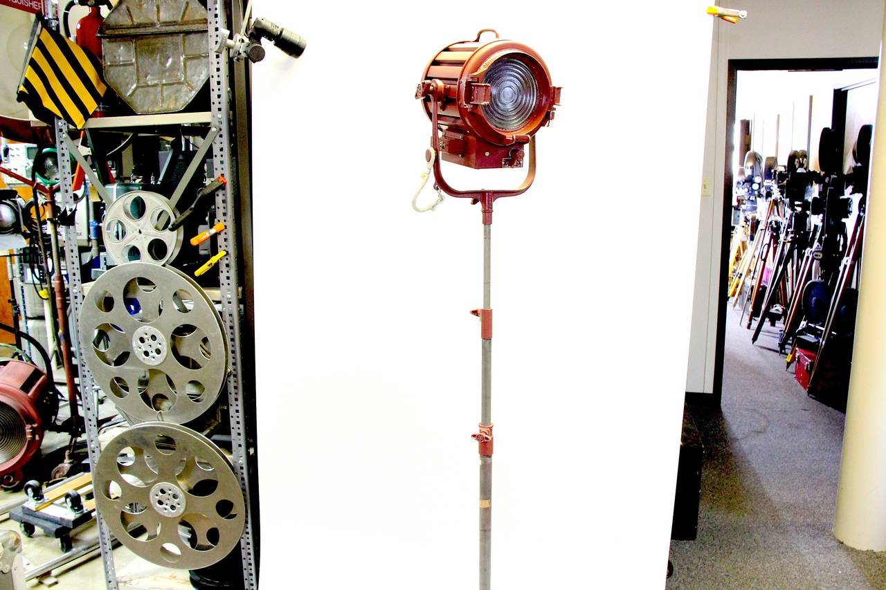 Note:
This antique may qualify for our gallery wide ~EXTRA~ 10-25% off sale,
going on now. Please inquire.
 

Submitted for your approval, this factory correct, circa mid-20th century Hollywood motion picture 1000 watt Fresnel spotlight, made by the