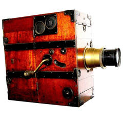 Antique Alfred Darling Hand Crank Wood Cinema Camera, circa 1915, Ideal for Display