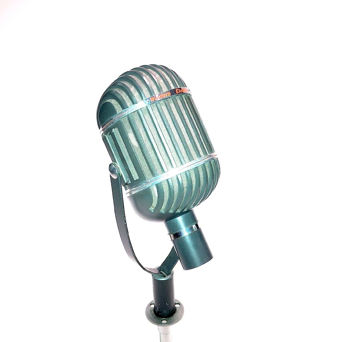 Art Deco Vintage Western Electric 639B Iconic Microphone, circa 1938 In Excellent Condition In Dallas, TX