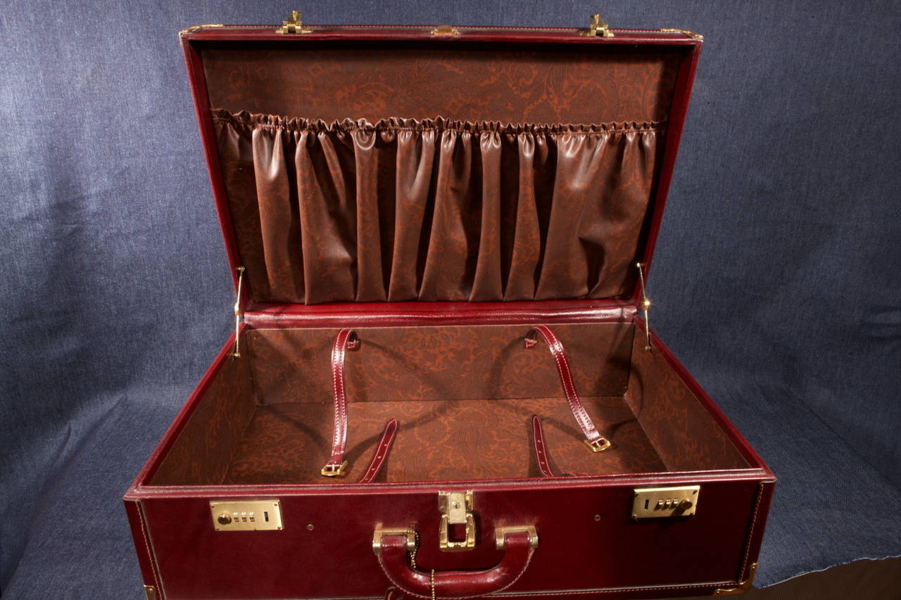 italien Valise et coffret de beauté set de Kilim et cuir, modèle Vuitton en vente