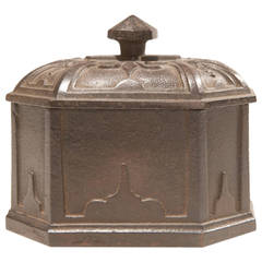 Old English Tobacco Cast Iron Box, 3