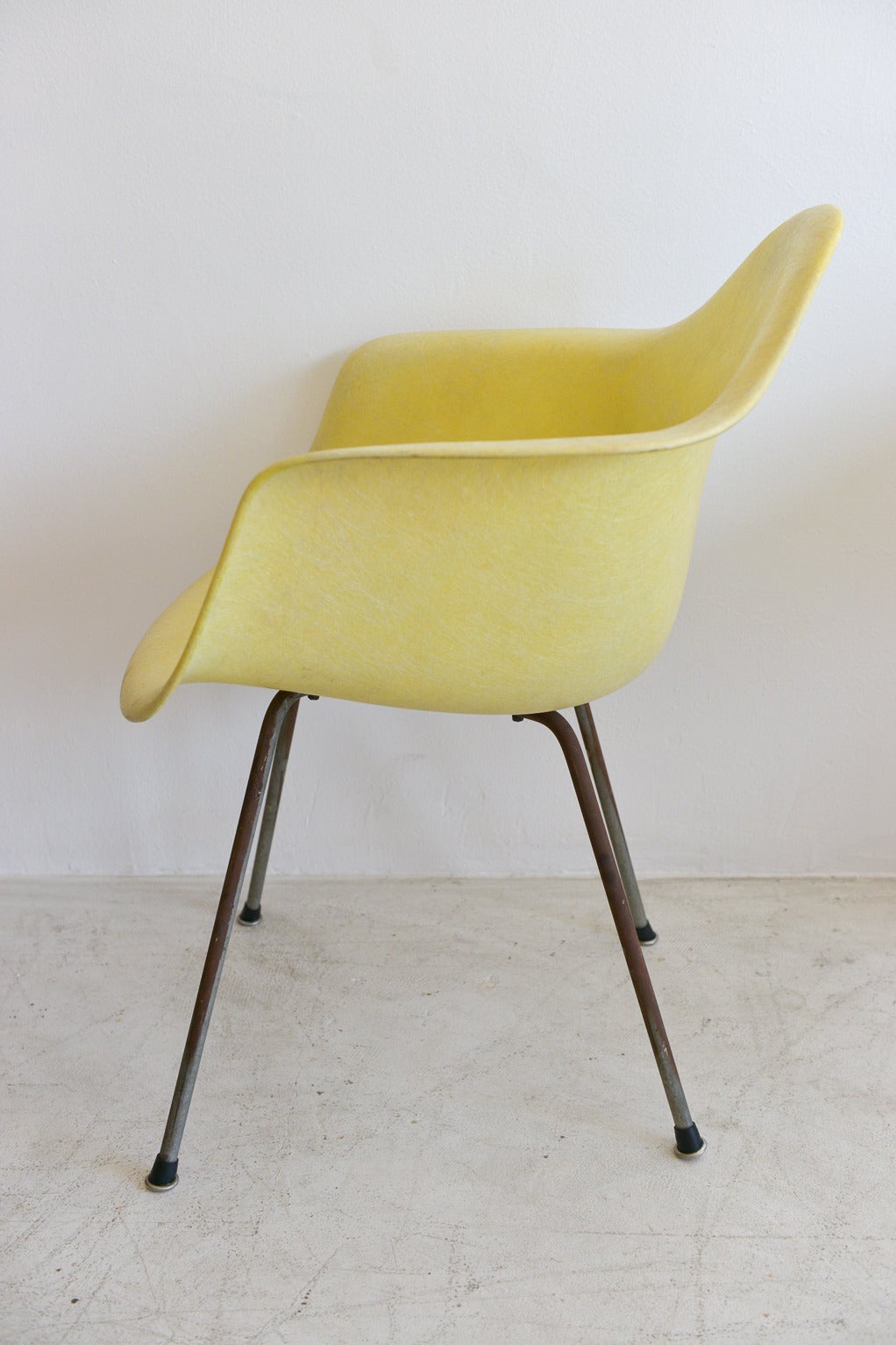 20th Century Early Eames Zenith Rope Edge DAX Armchair with X Base