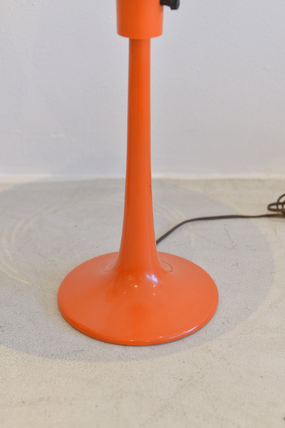 Pair of Orange Table Lamps by Gerald Thurston for Lightolier In Excellent Condition In Costa Mesa, CA