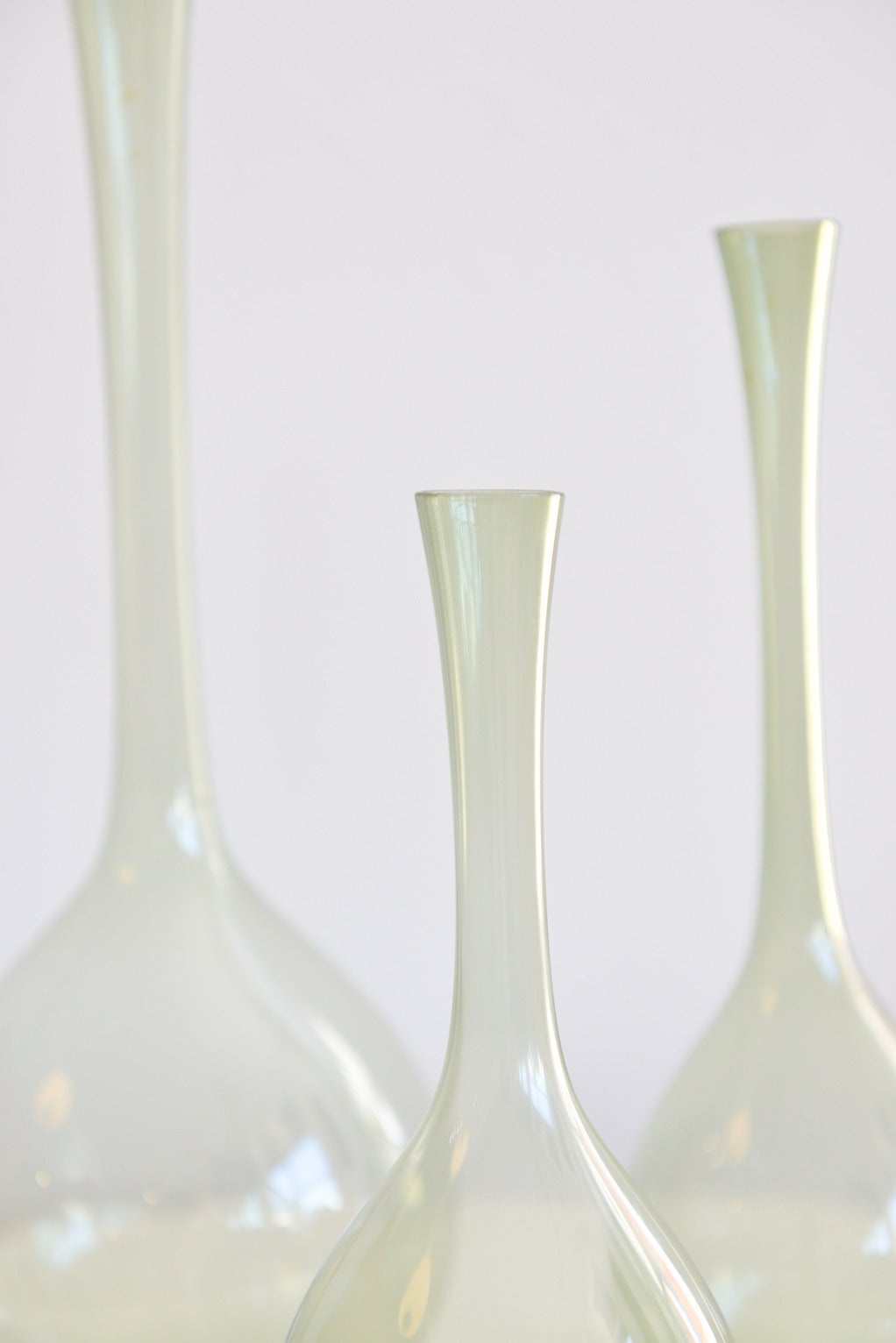 Scandinavian Modern Set of Three Gullaskruf Vases by Arthur Percy