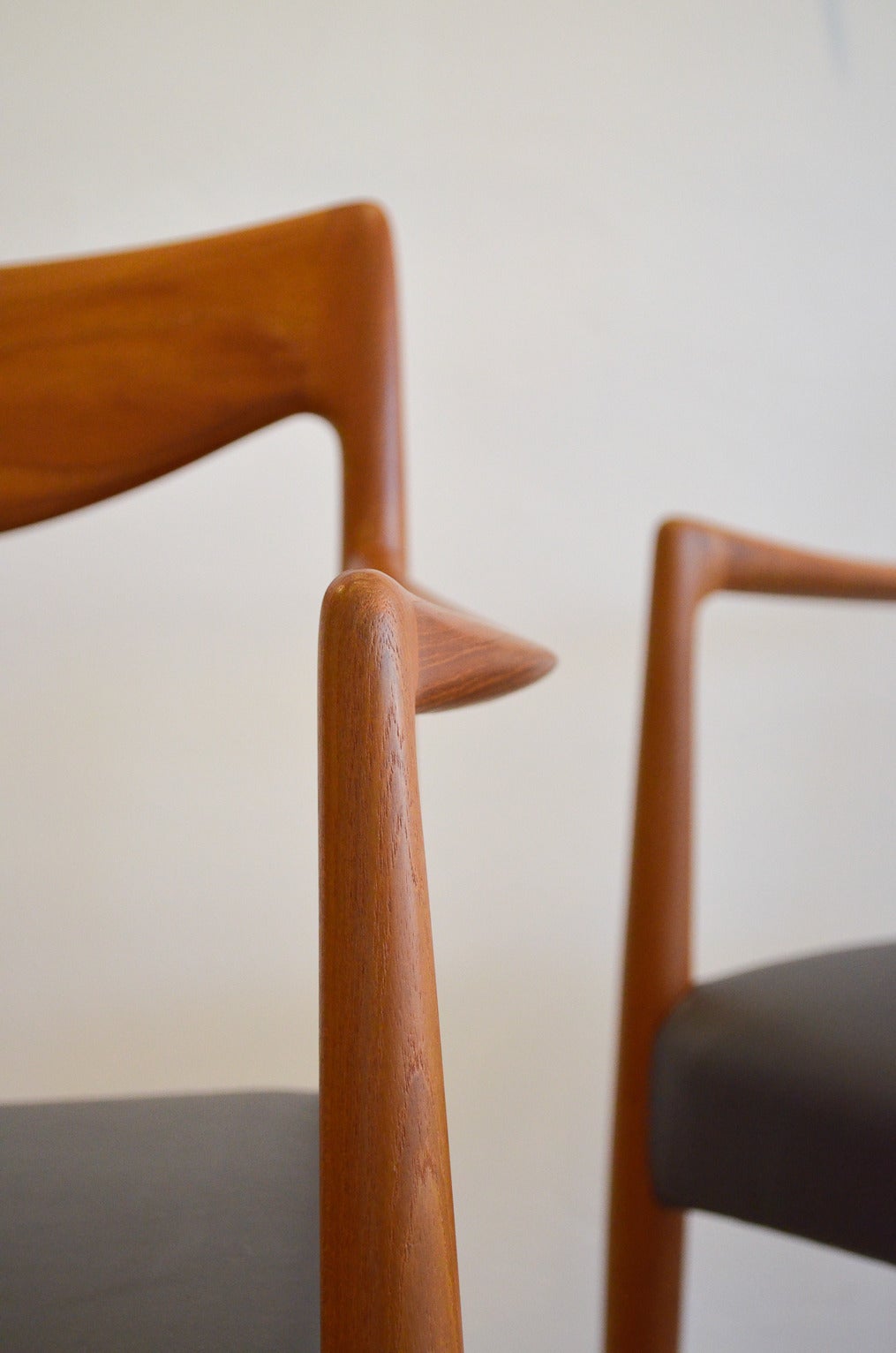 Scandinavian Modern Rare 'Bambi' Sculpted Dining Chairs by Rolf Rastad and Adolf Relling
