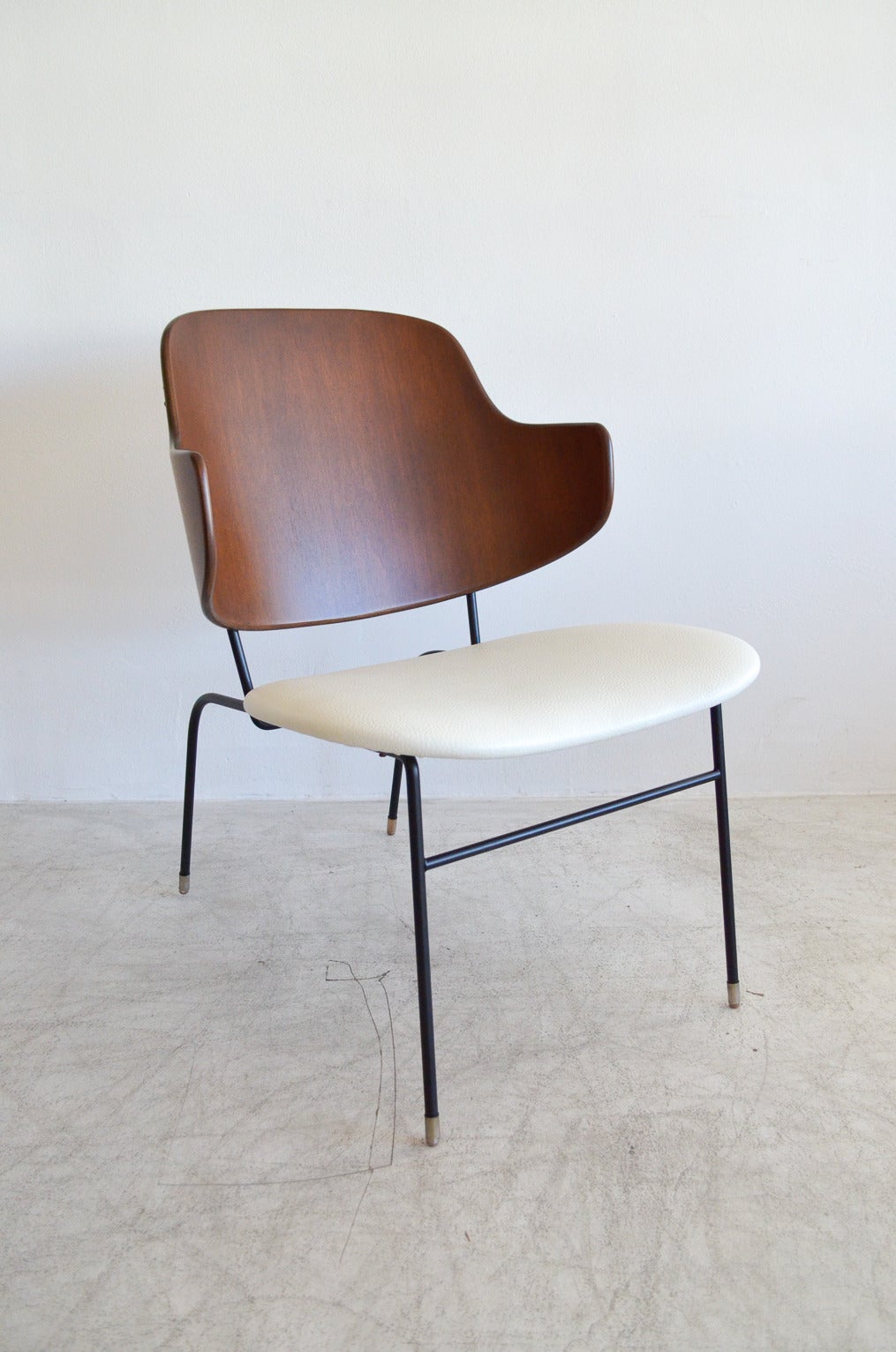 Rare PAIR of I.B. Kofod-Larsen Penguin Lounge Chairs 2
