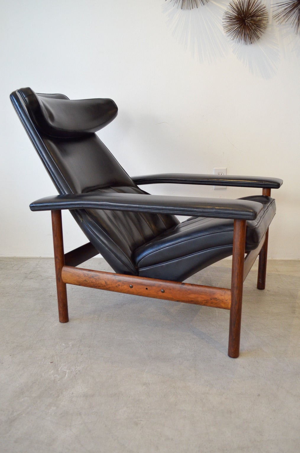 Mid-20th Century Rare Rosewood Lounge Chair and Ottoman by Sven Ivar Dysthe