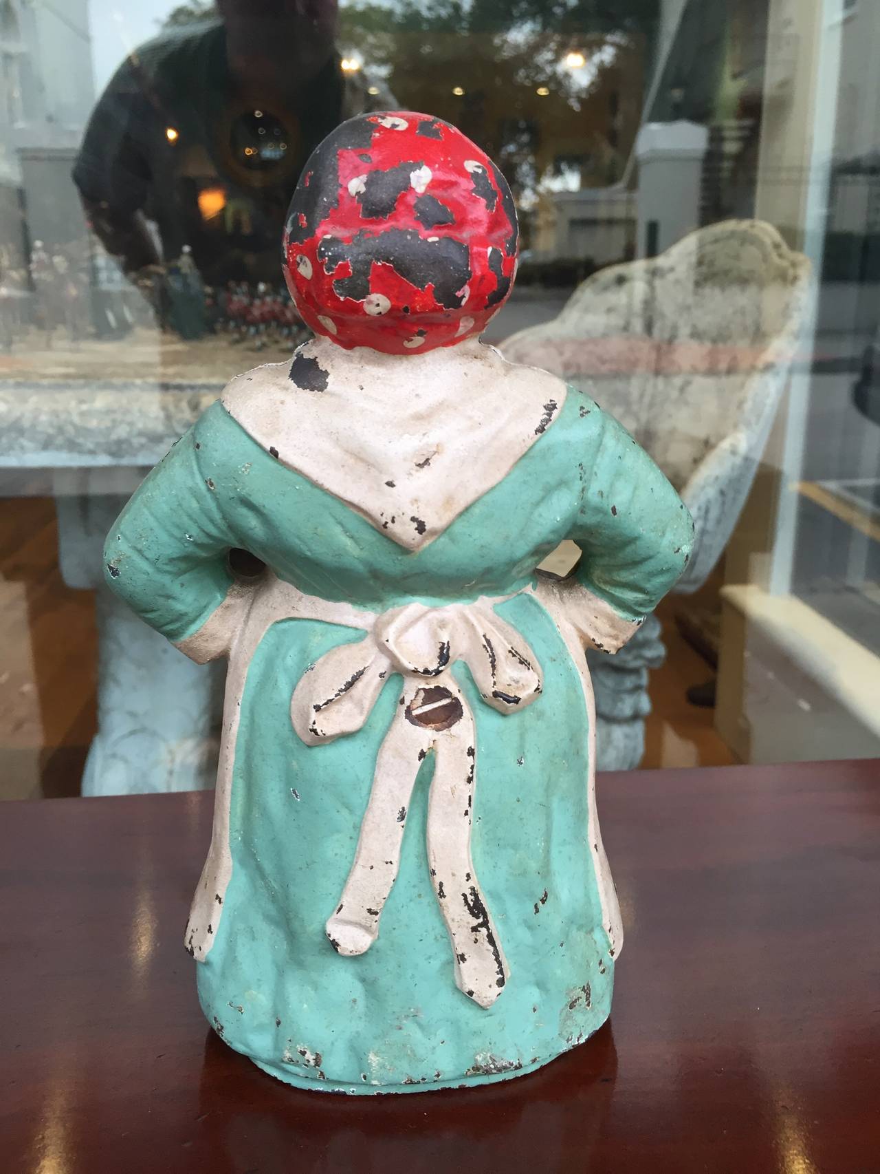Cast Iron Aunt Jemima Doorstop in Mint Green Paint, Early 20th Century In Good Condition In Charleston, SC