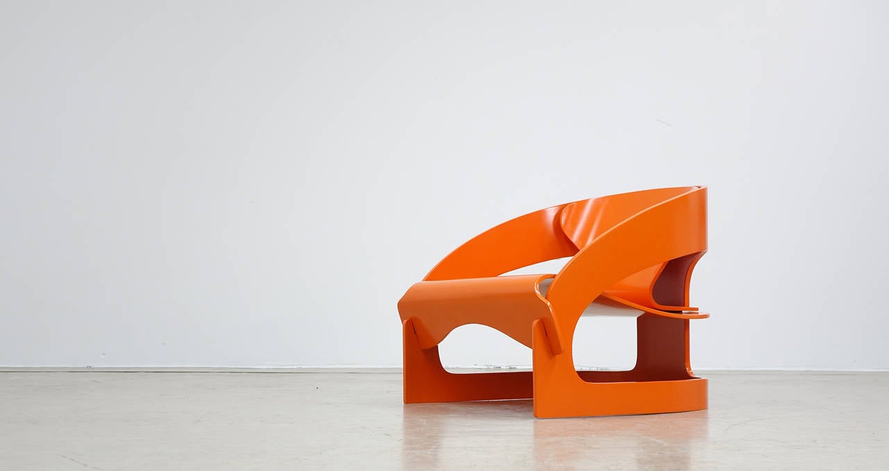 Joe Colombo Organic Sculpture 4801 Lounge Chair N°15, Kartell Wood, 1960 3