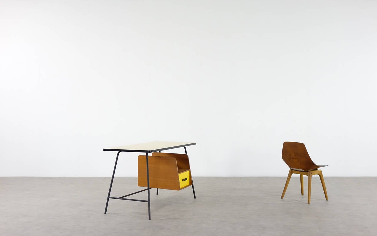 formica desks