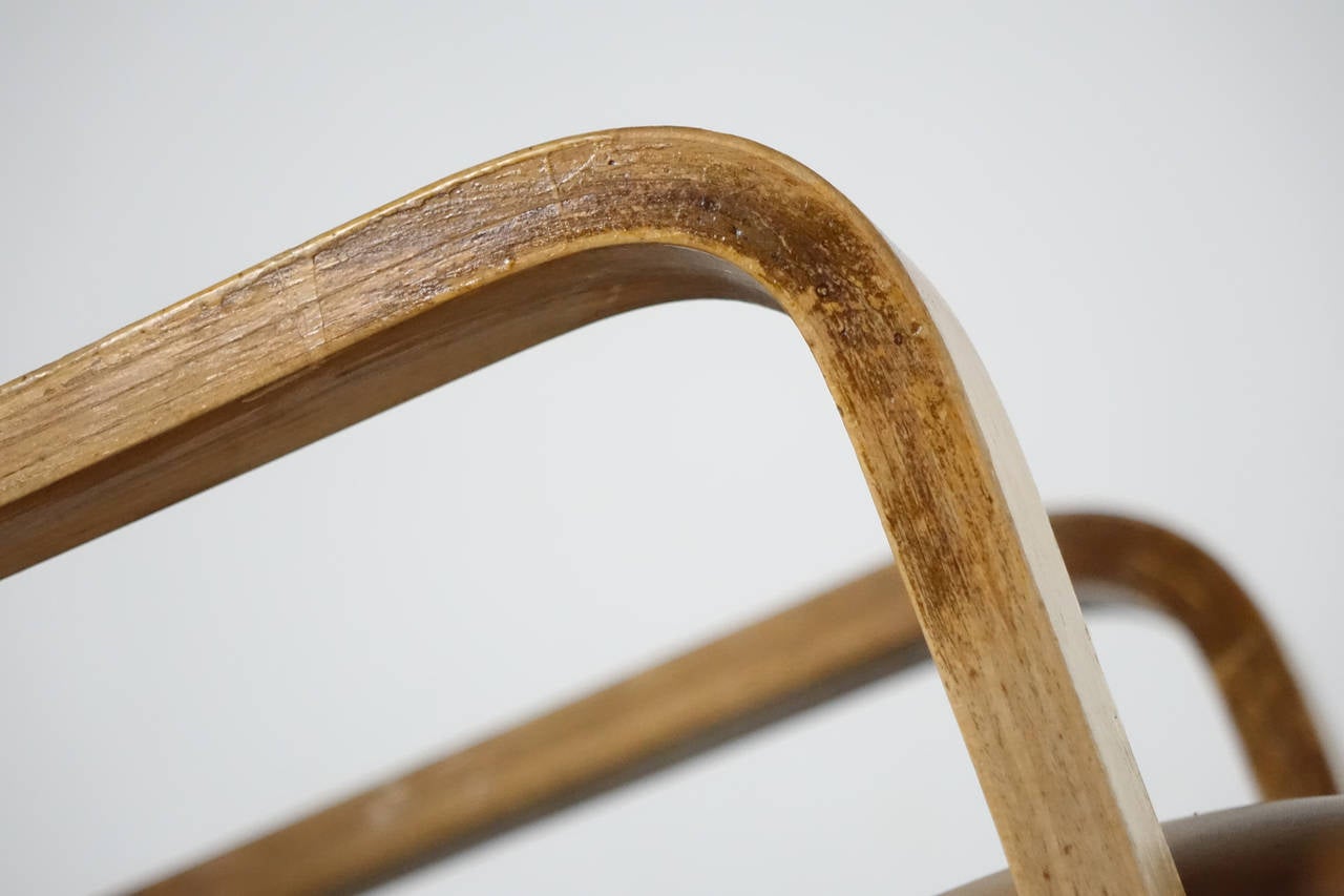 Mid-20th Century Alvar Aalto Style Elm Plywood and Bentwood Cantilever Easy Chair, 1956