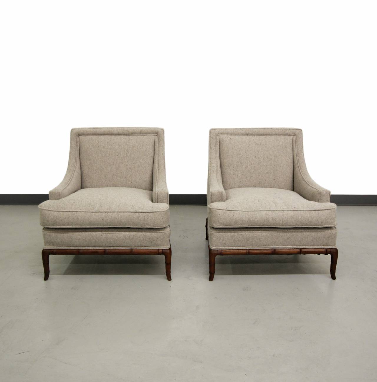 Mid-Century Modern Pair of Bamboo Base Lounge Chairs in the Style Widdicomb