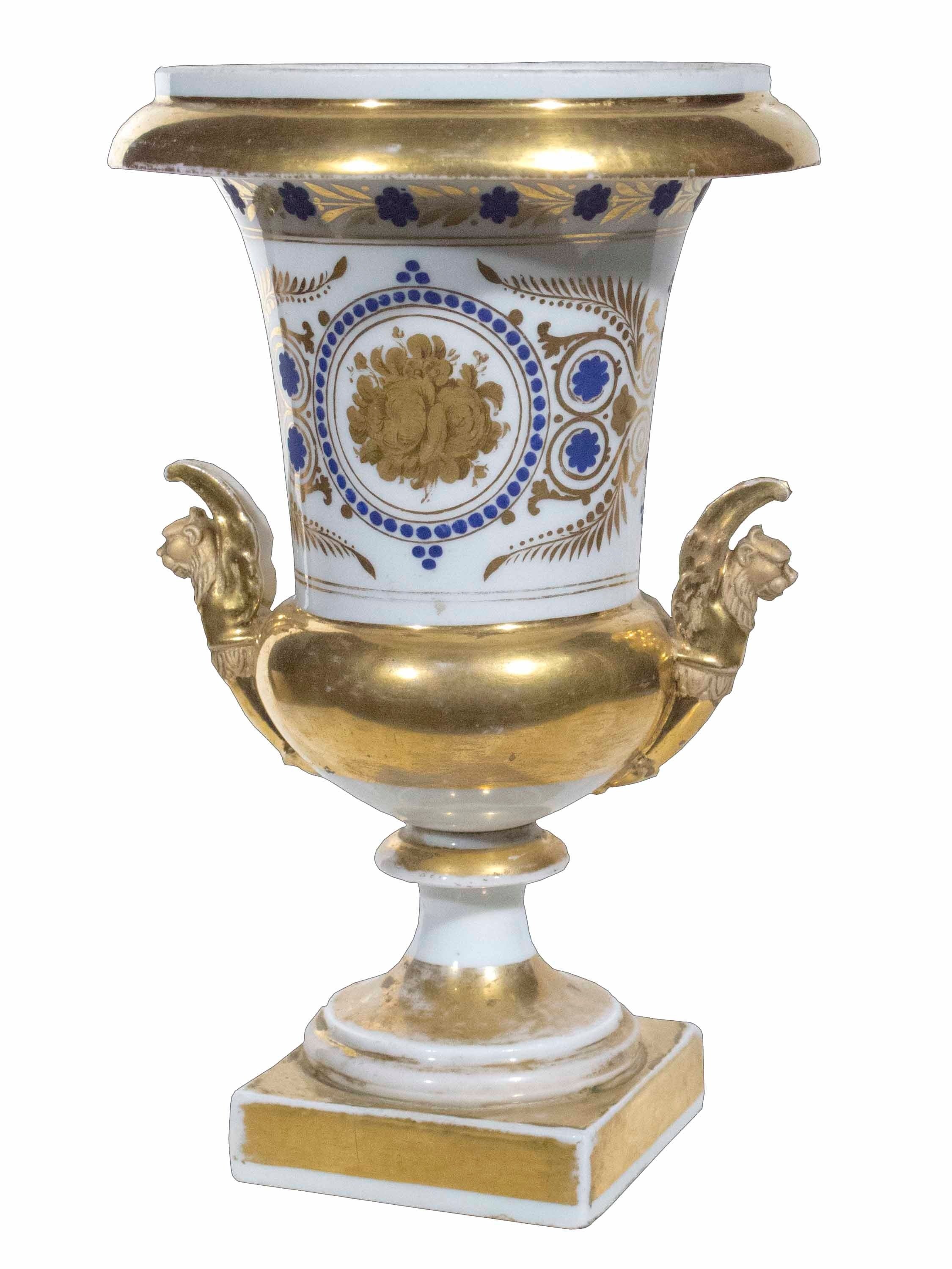 Refined Paris Porcelain Urn, Early 19th Century For Sale