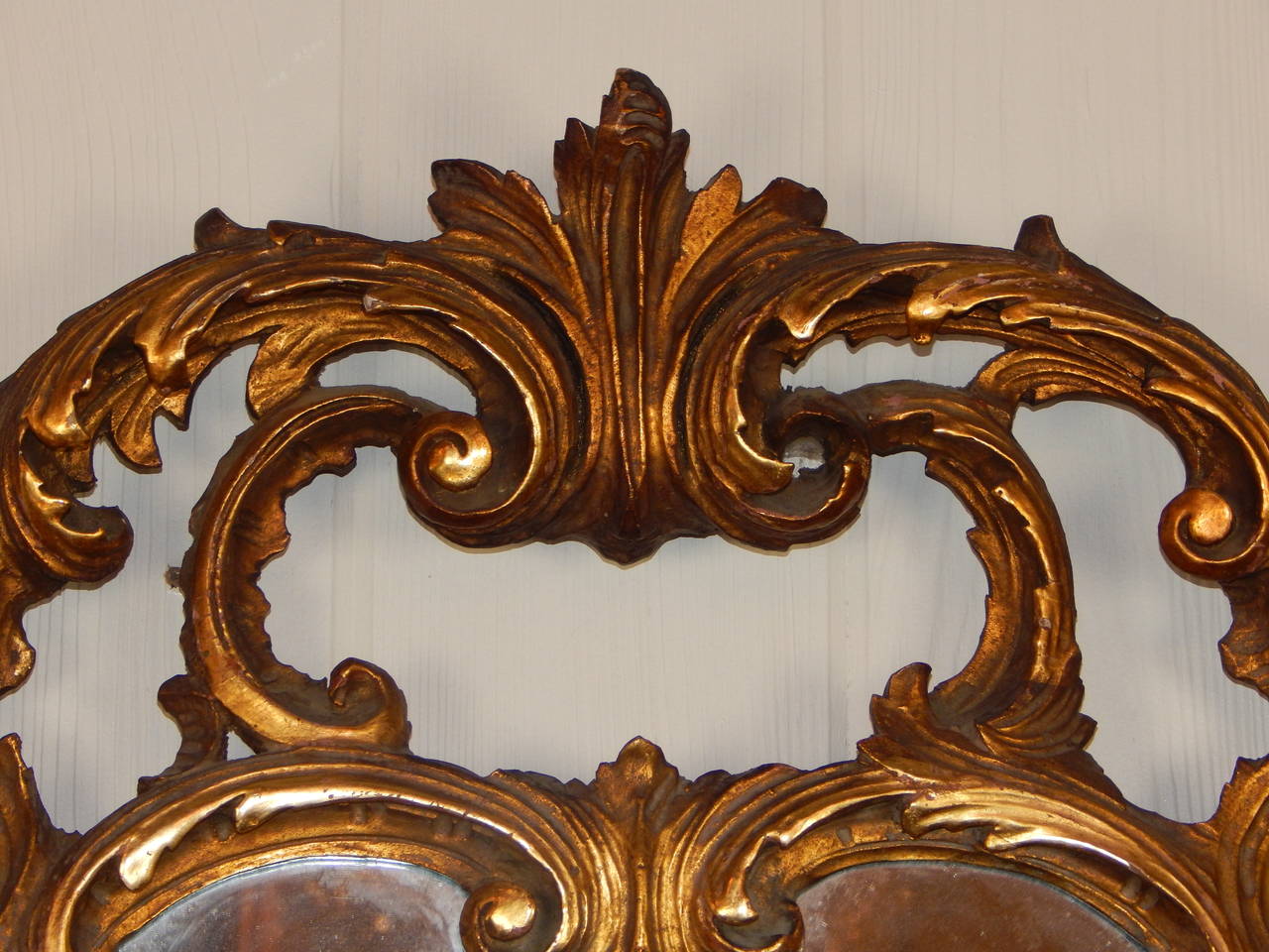 English George III Carved Giltwood Mirror For Sale