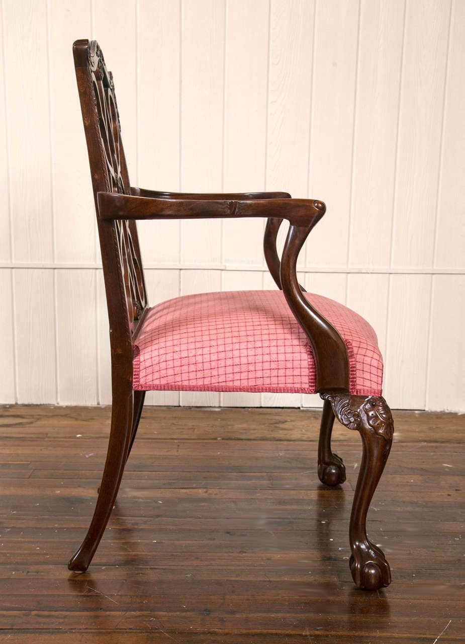Set of Ten Chippendale Style Carved Mahogany Wheel Back Dining Chairs 1