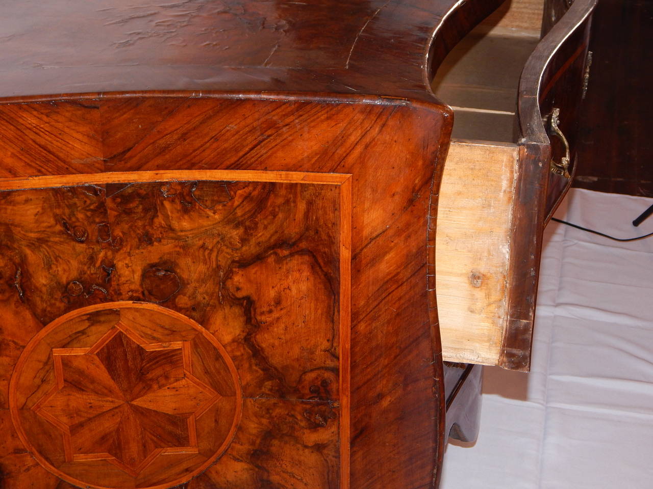 18th Century, Italian Commode For Sale 6
