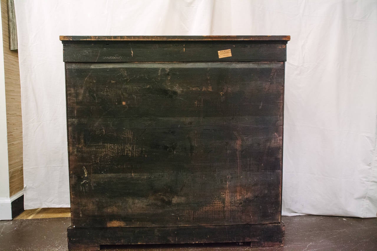 19th Century Irish Walnut Bookcase or Display Cabinet 5