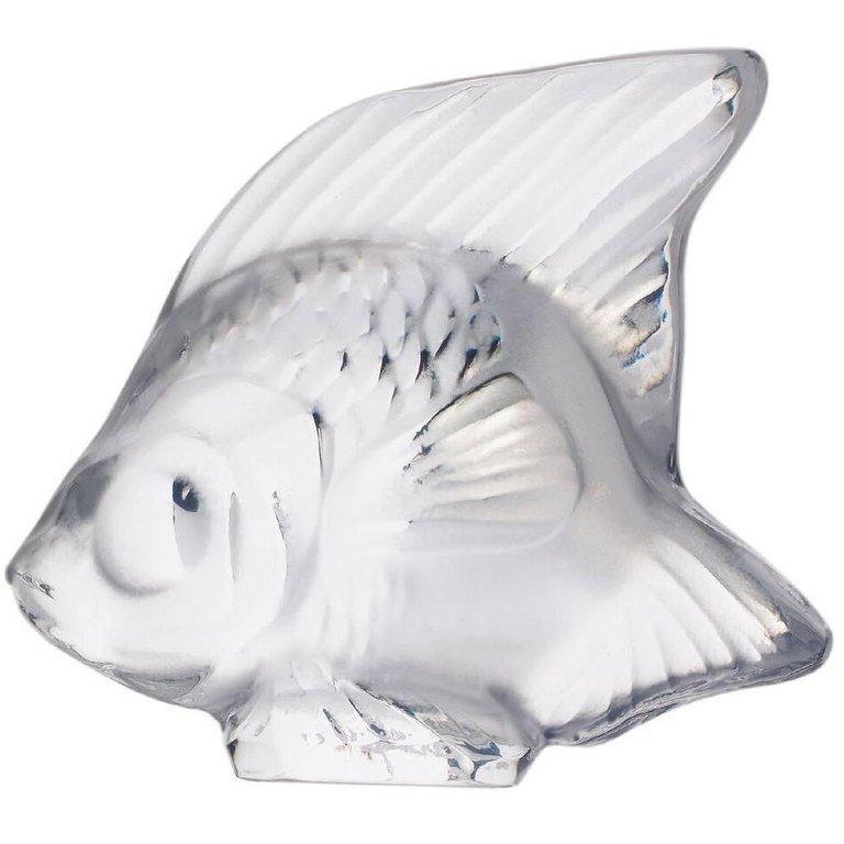 For Sale: Clear Fish Sculpture in Crystal Glass by Lalique