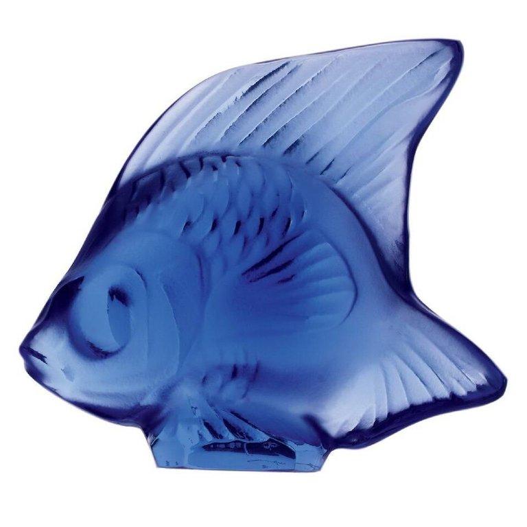 For Sale: Blue (Sapphire Blue) Fish Sculpture in Crystal Glass by Lalique