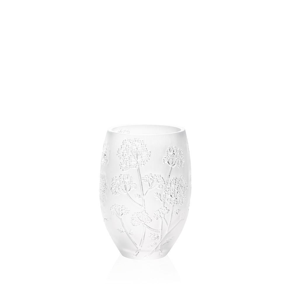 For Sale: Clear Medium Ombelles Vase in Crystal Glass by Lalique 3