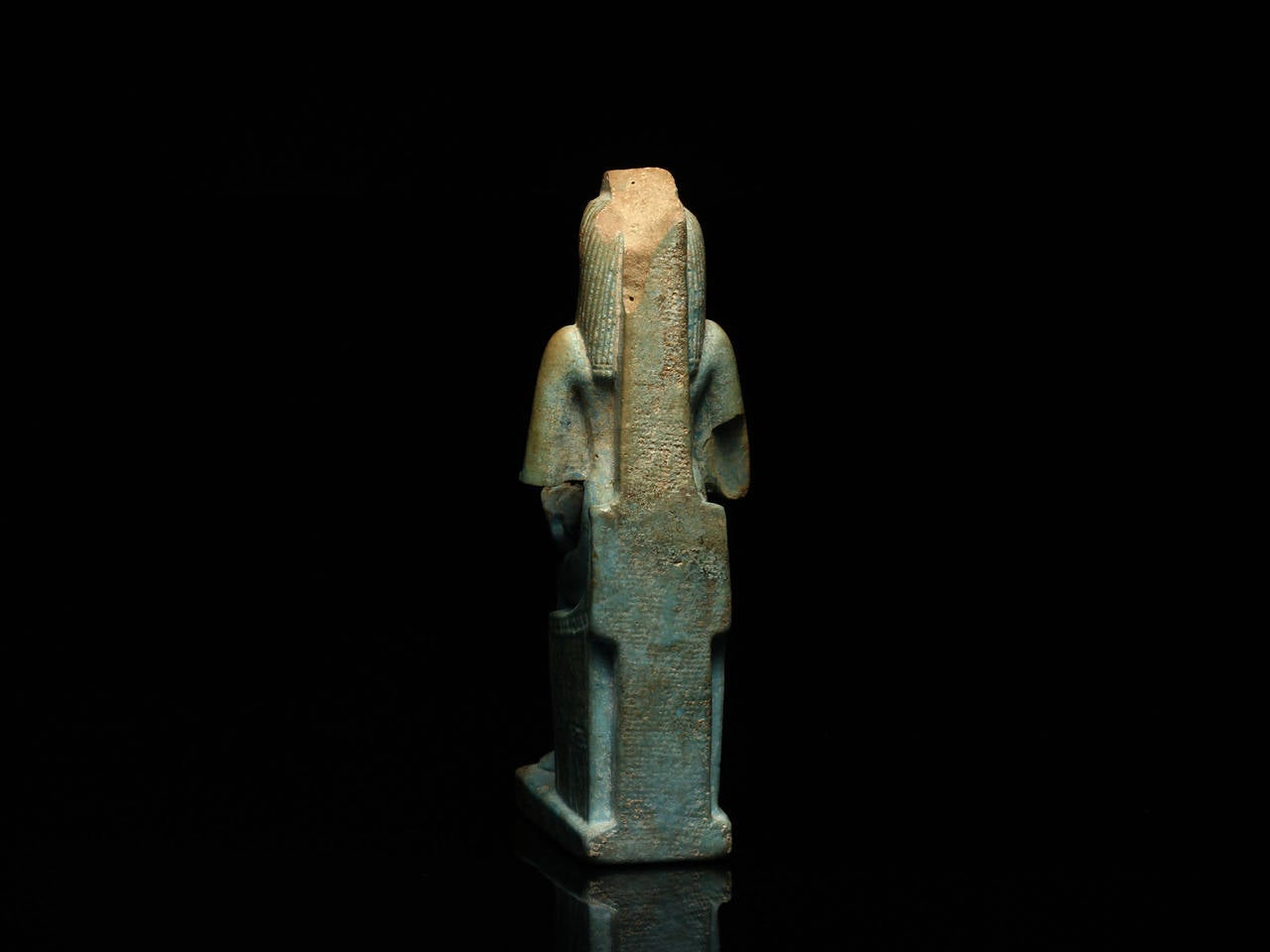 Ancient Egyptian Statuette of Isis and Horus For Sale 1