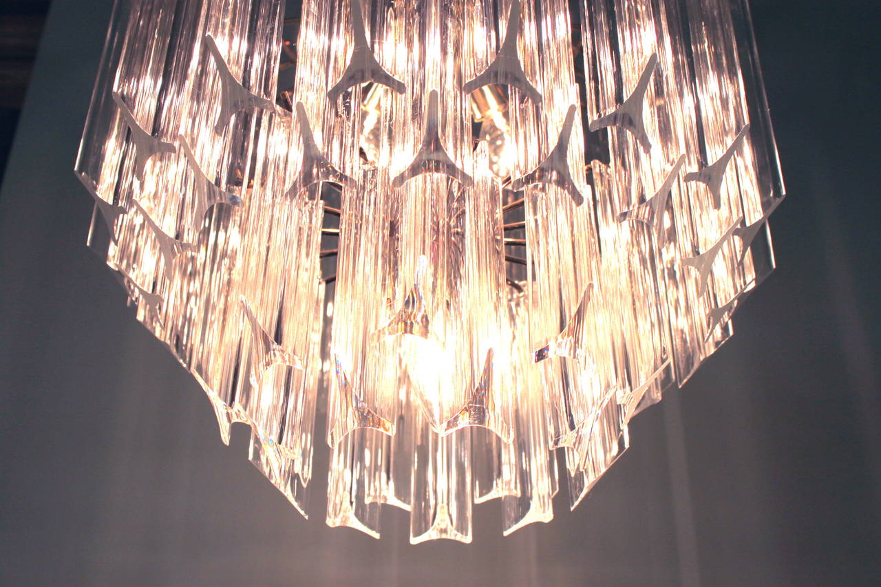 Mid-20th Century Lucite and Brass Cascading Chandelier