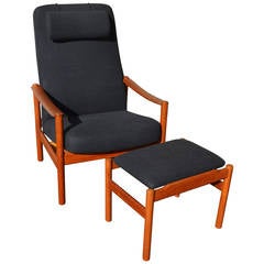 Westnofa Teak Frame Recliner with Tilting Ottoman in New Charcoal Wool