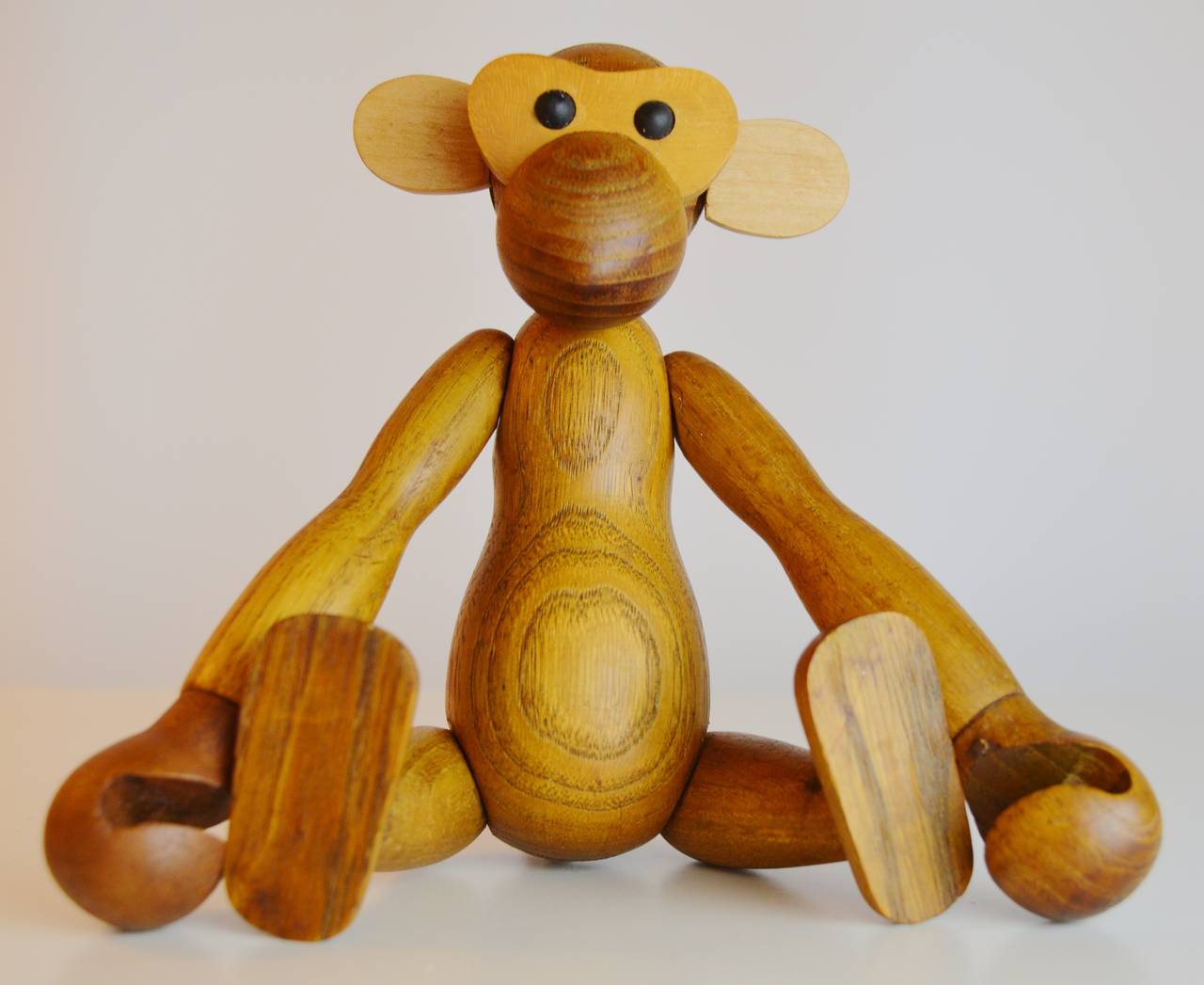 Bois Paire de singes articulés vintage en teck et autres bois