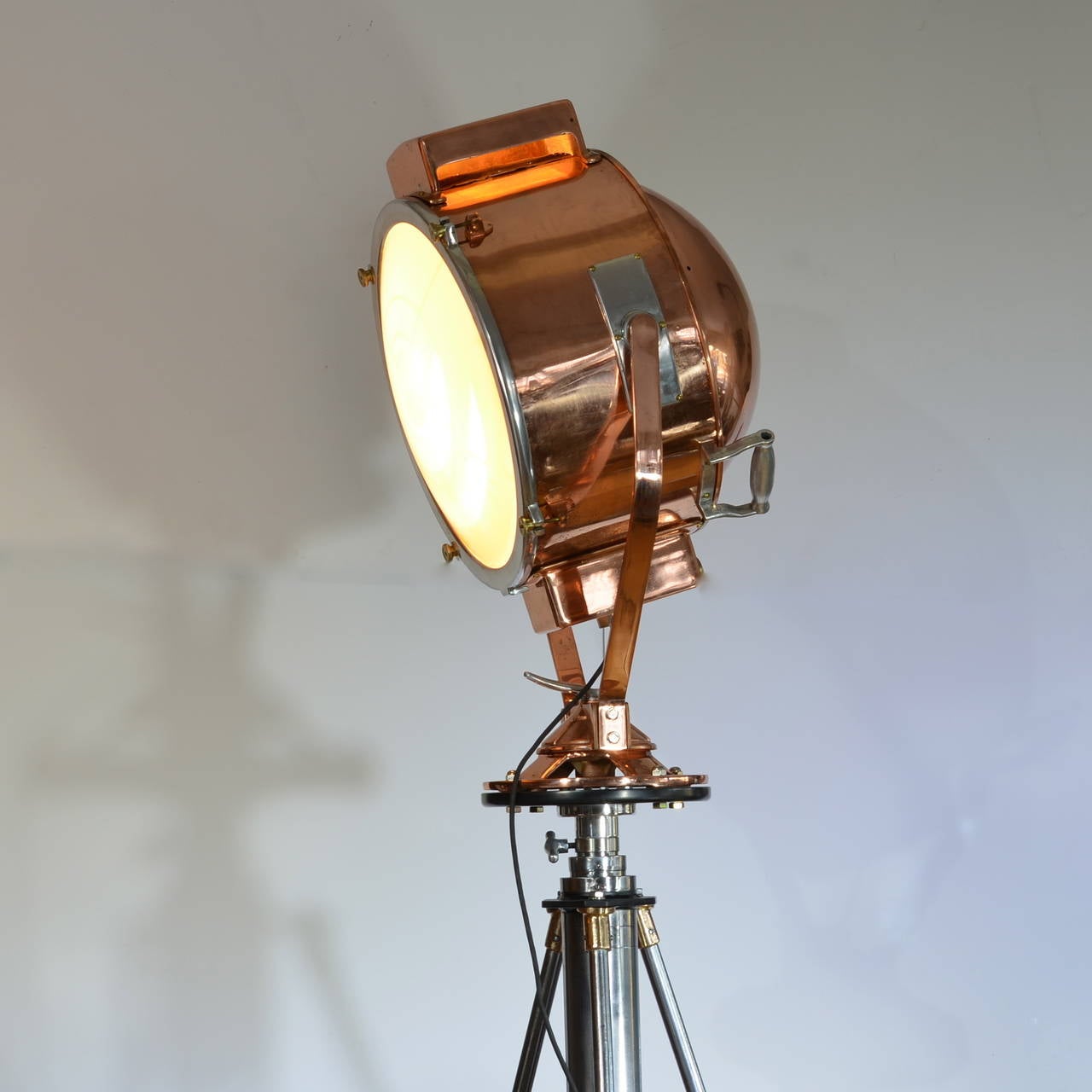 Incroyable tall ship lamp, could be at 7 feet to 12 feet tall. Steel and copper on tripod.